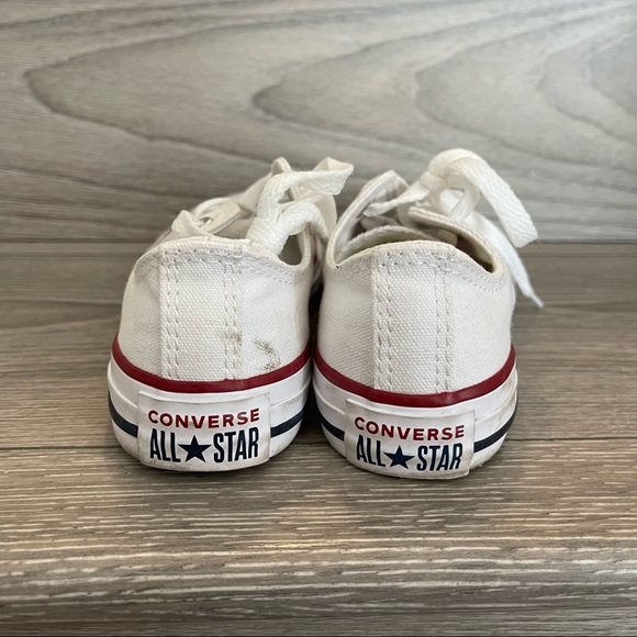 👟 🤍 White Converse Chuck Taylor All Star Sneakers Toddler Youth 11.5 / 17.5 cm - Picture 4 of 11